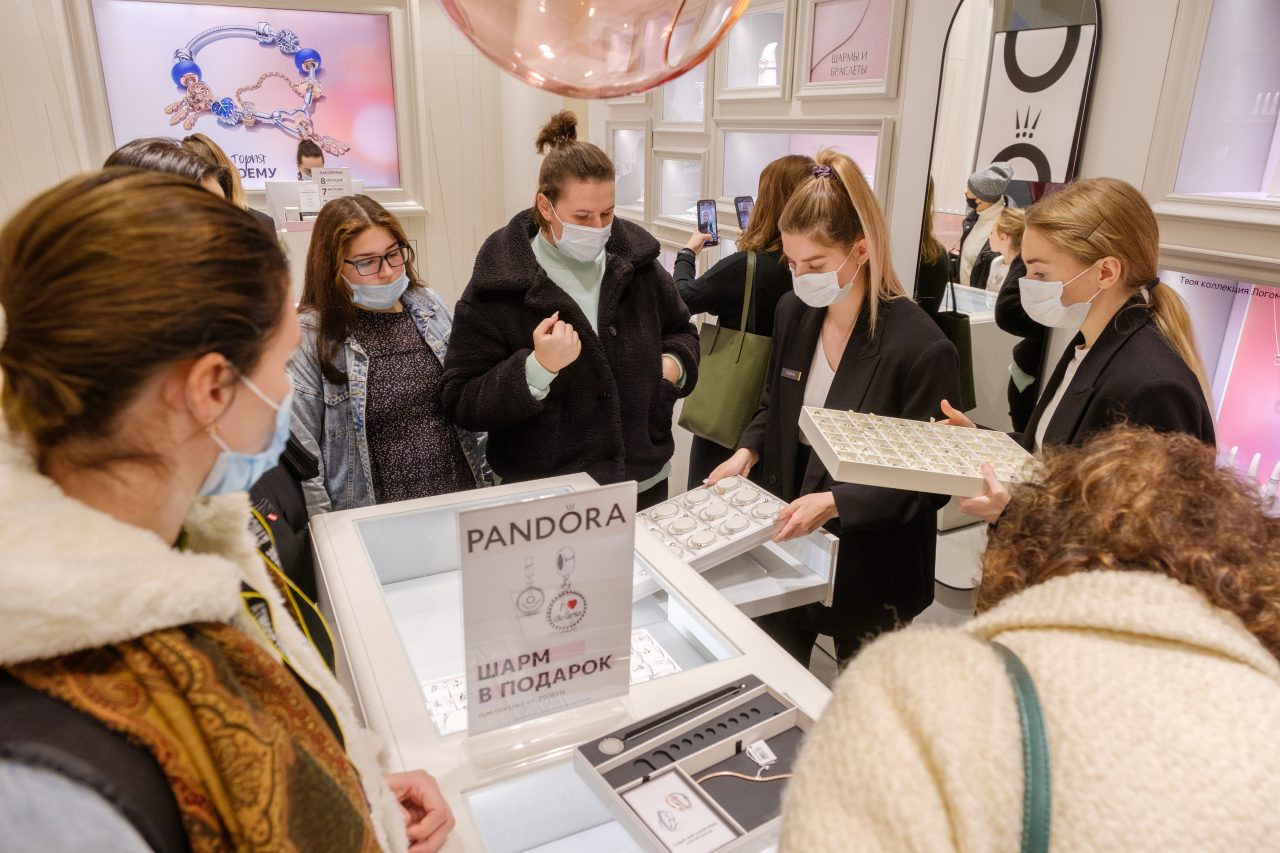 Galaxy Group of Companies expands its activities in Belarus: a new TI’ME and Pandora store launched 