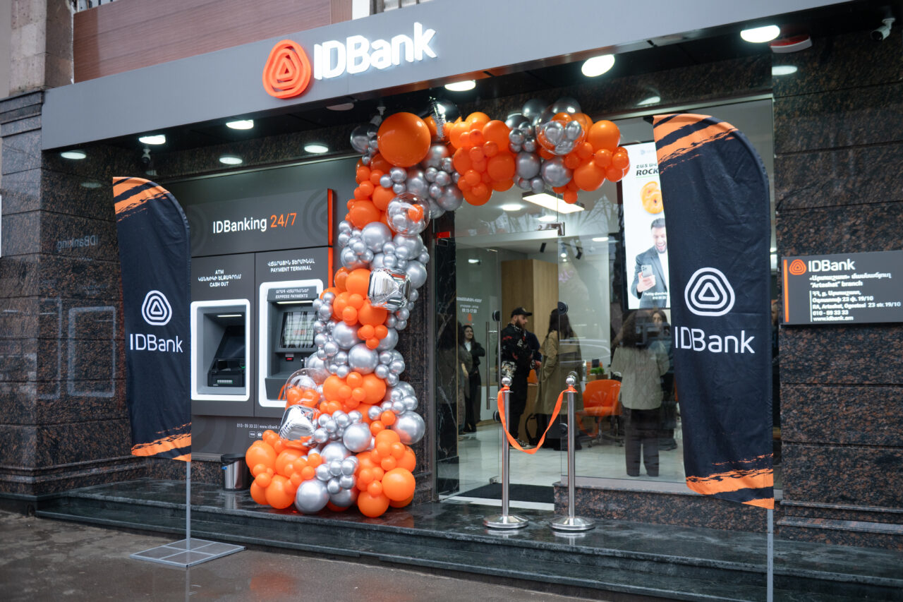 IDBank new branch is in the City of Artashat