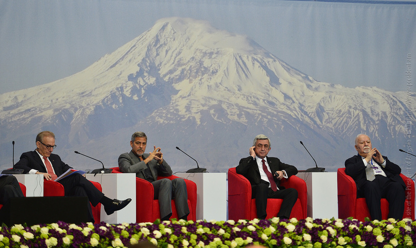 Սերժ Սարգսյանը ելույթ է ունեցել «Ընդդեմ ցեղասպանության հանցագործության» երկրորդ գլոբալ ֆորումի բացմանը