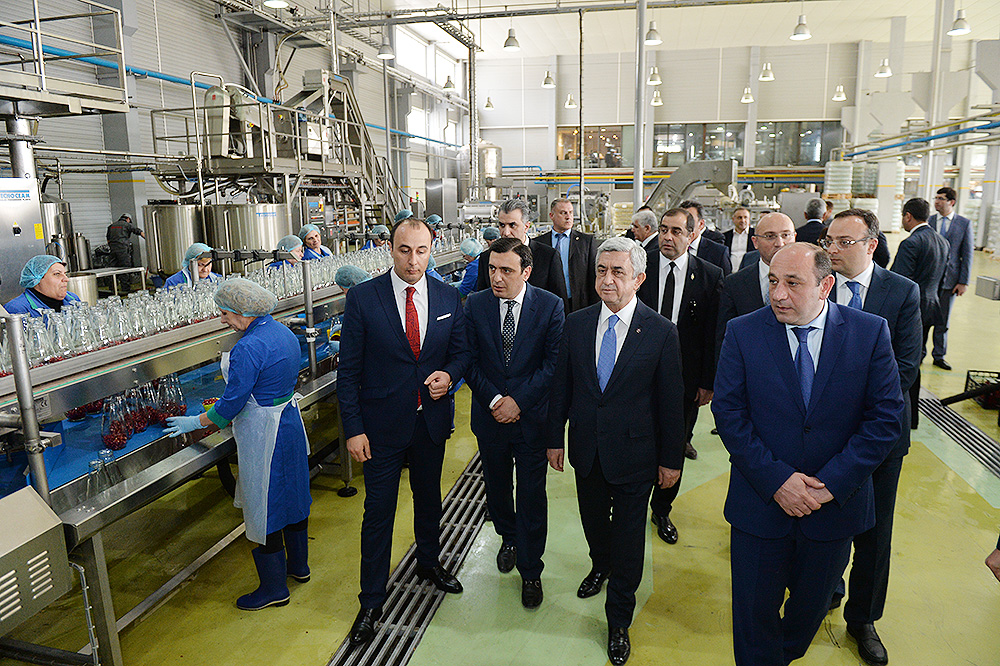 Նախագահ Սարգսյանն այցելել է «Սպայկա» ընկերություն