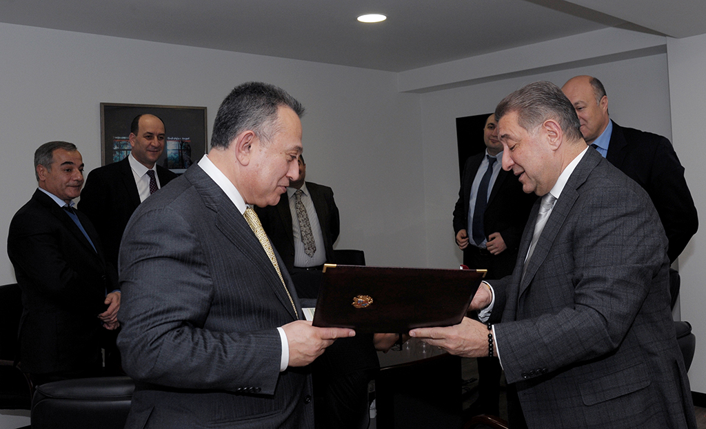 ԱԿԲԱ-ԿՐԵԴԻՏ ԱԳՐԻԿՈԼ ԲԱՆԿ. Հակոբ Անդրեասյանը պարգևատրվեց ՀՀ բանկերի միության «Տիգրան Մեծ» հուշամեդալով