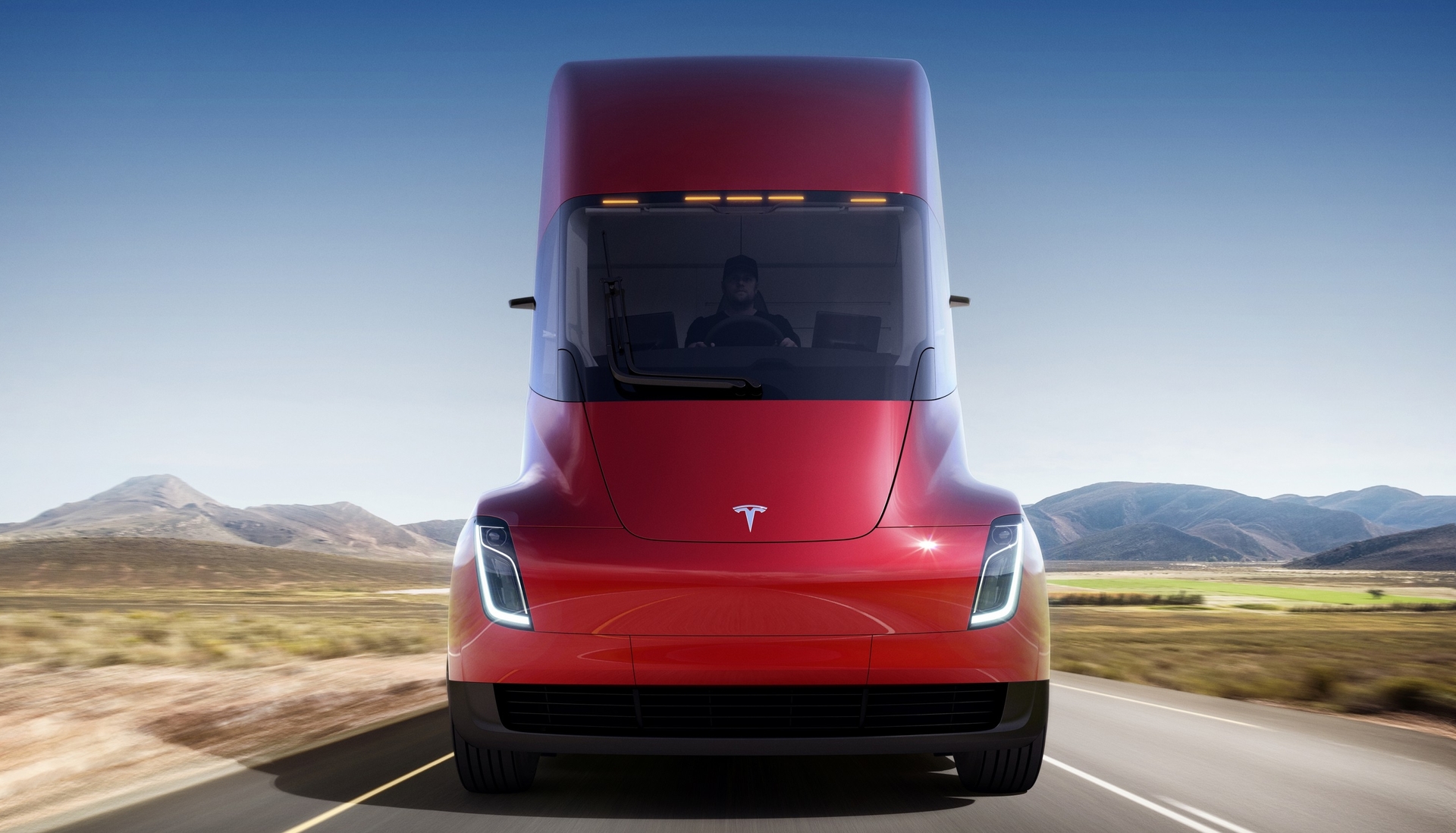 Tesla-ն էլեկտրական բեռնատար և ռոդսթեր է ցուցադրել