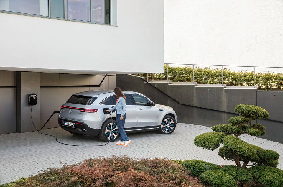 Mercedes-Benz-ը ներկայացրել է EQC էլեկտական քրոսովերը