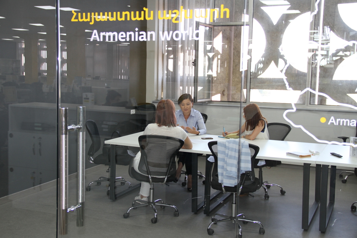 Դինա Նուրպեիսովա. ՎԵՈՆ Արմենիայի առաջնահերթություններից մեկն աշխատակիցների զարգացումը և մասնագիտական առաջխաղացումն է