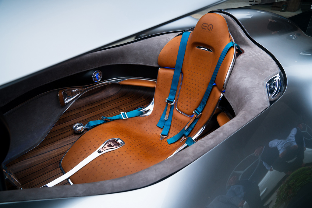 Mercedes-Benz-ը ներկայացրել է Vision EQ Silver Arrow սպորտային էլեկտրամեքենան