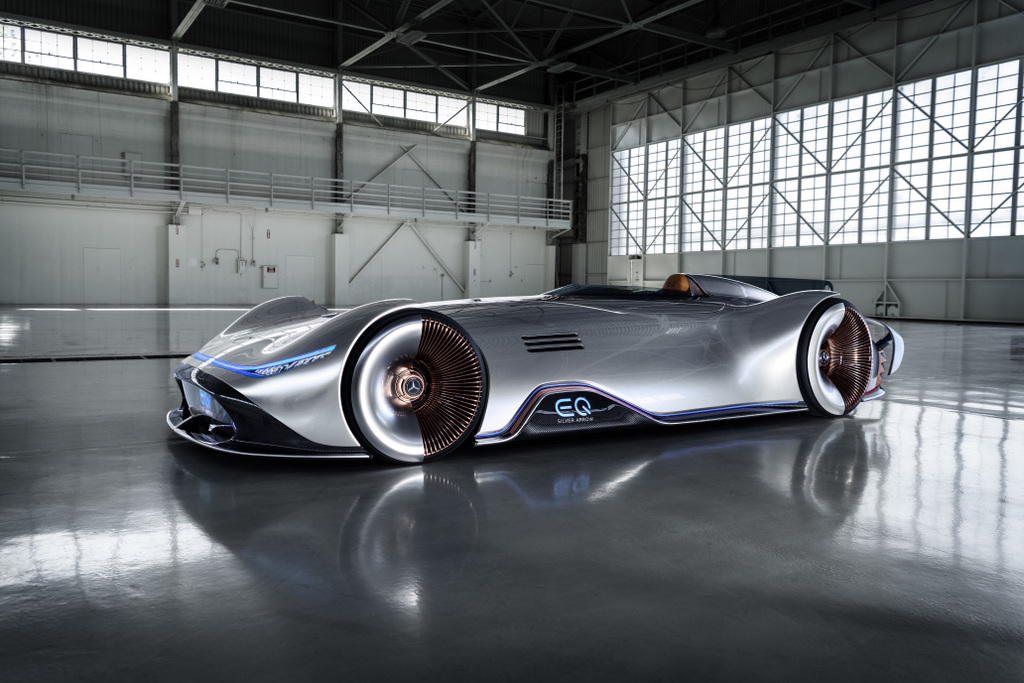 Mercedes-Benz-ը ներկայացրել է Vision EQ Silver Arrow սպորտային էլեկտրամեքենան