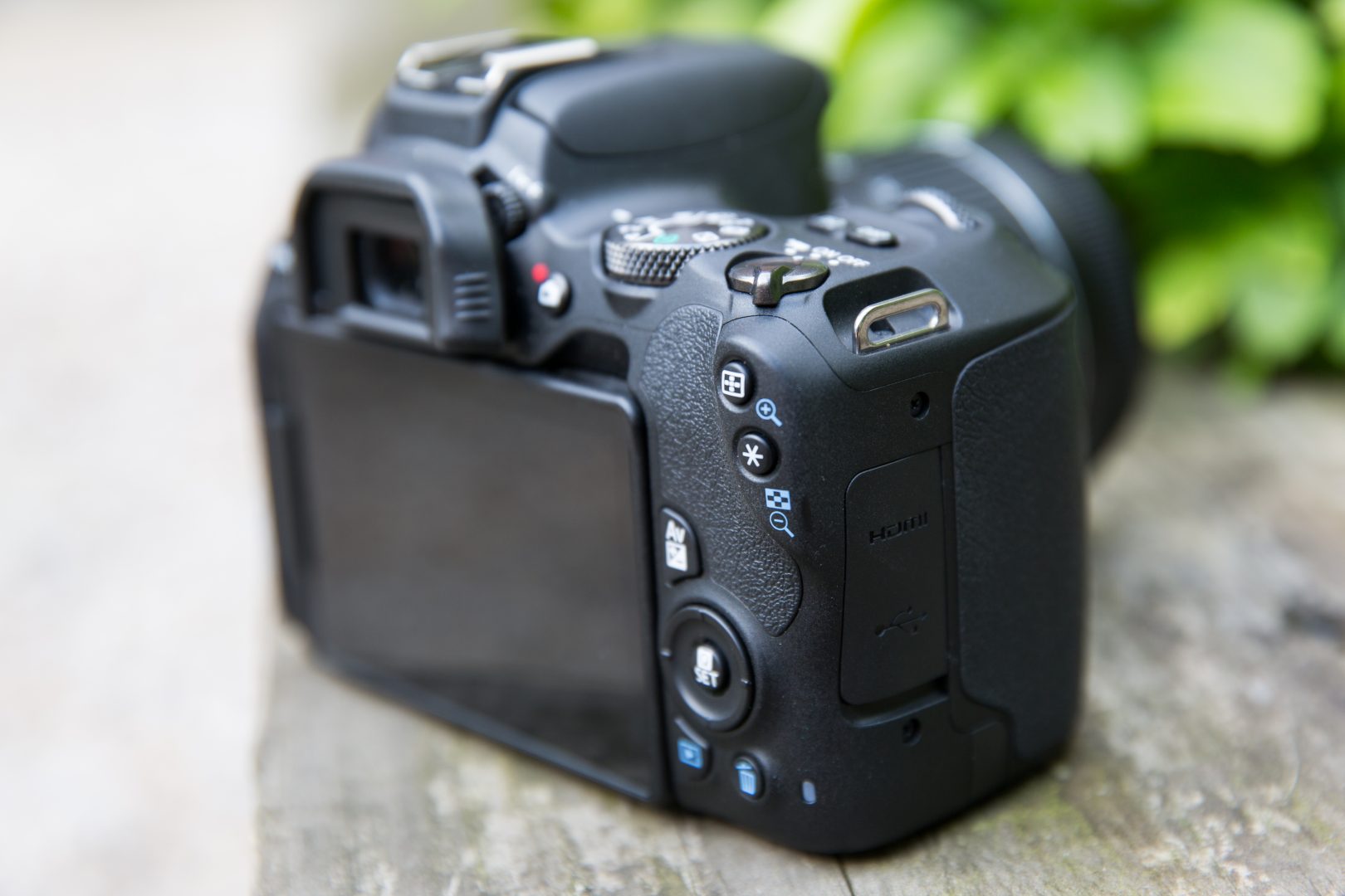Ֆայն. գնեք Canon EOS 200D բարձրորակ ֆոտոխցիկը և ստացեք 29,000 դրամ քեշբեք վաուչեր