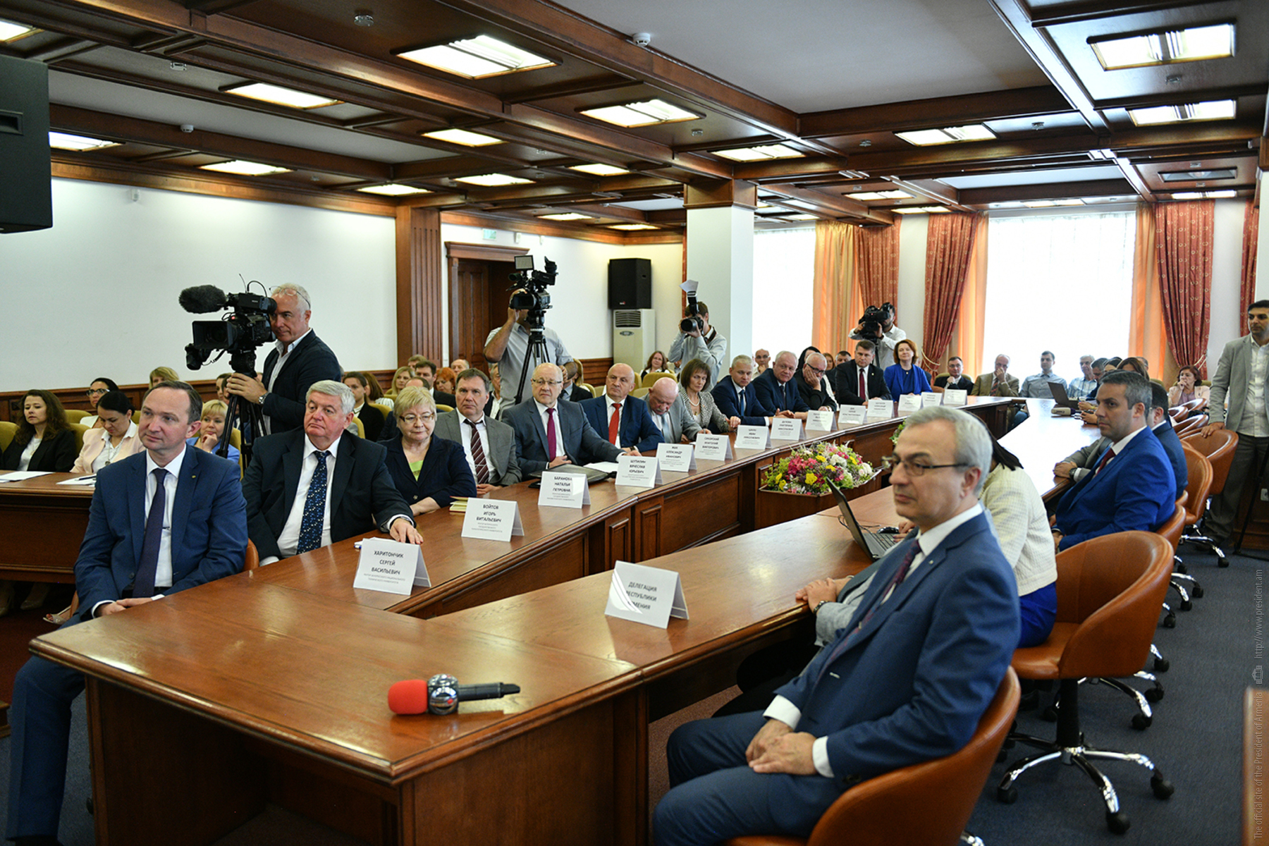 Հայաստանի և Բելառուսի նման երկրները հնարավորություն ունեն 21-րդ դարում առաջատար դիրքերում լինել․ նախագահը հյուրընկալվել է Ինֆորմատիկայի և ռադիոէլեկտրոնիկայի համալսարանում