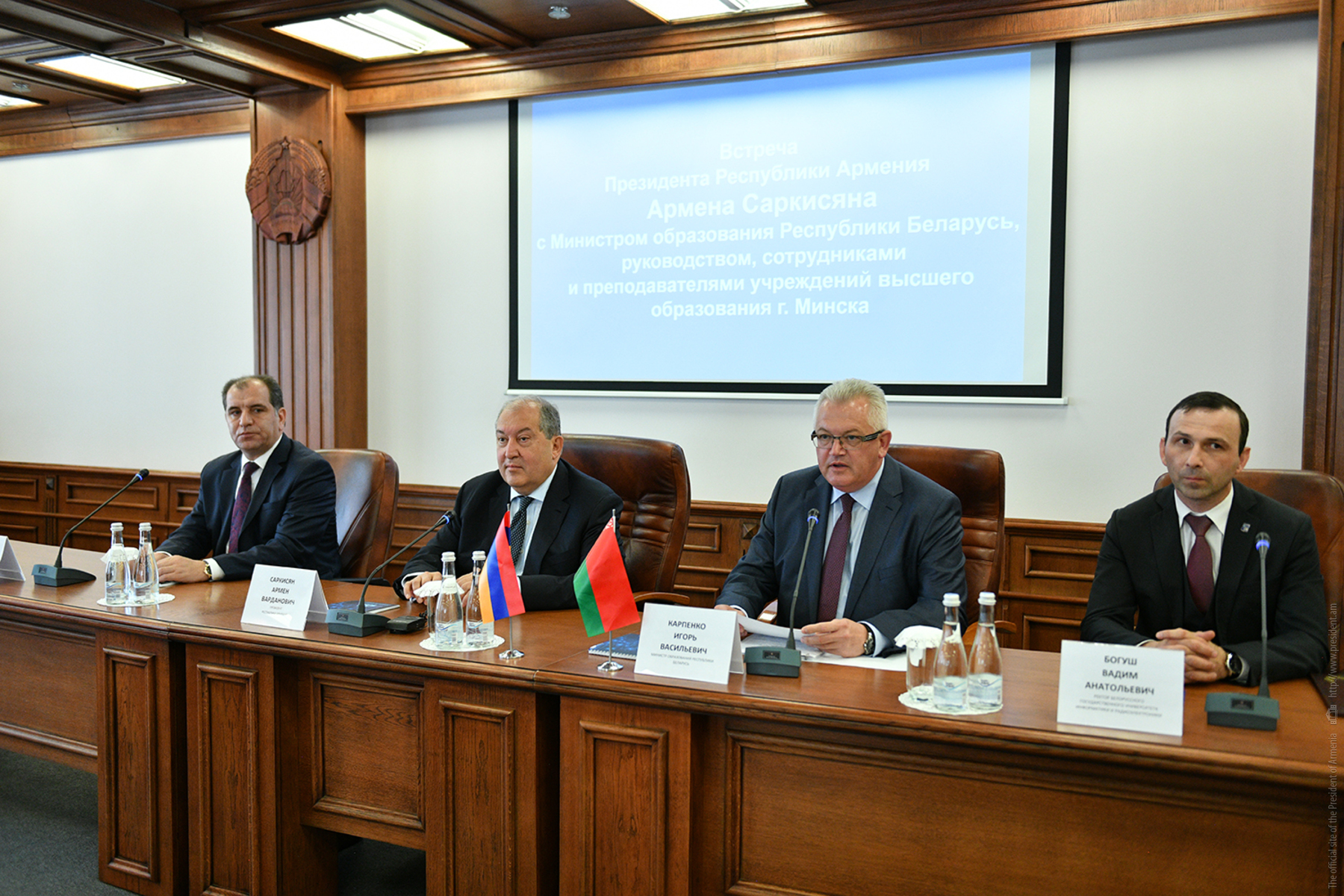 Հայաստանի և Բելառուսի նման երկրները հնարավորություն ունեն 21-րդ դարում առաջատար դիրքերում լինել․ նախագահը հյուրընկալվել է Ինֆորմատիկայի և ռադիոէլեկտրոնիկայի համալսարանում