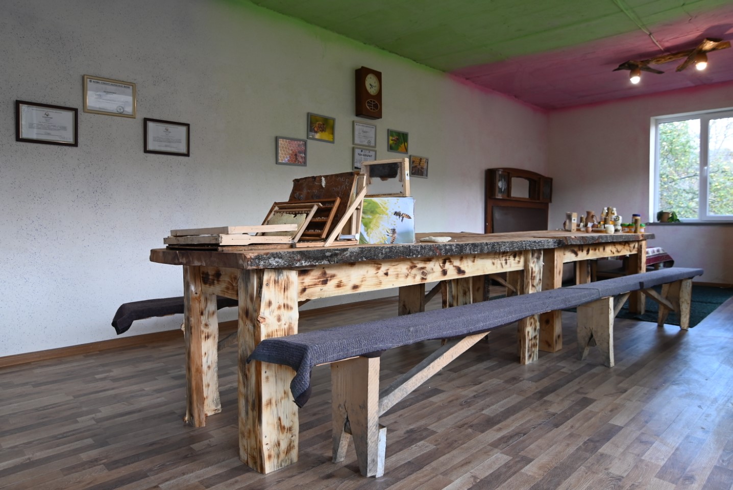 NABU-ի և ԱԿԲԱ Ֆեդերացիայի աջակցությամբ Մարտունի գյուղում կառուցվել է մեղրի համտեսի սրահ. տեսանյութ