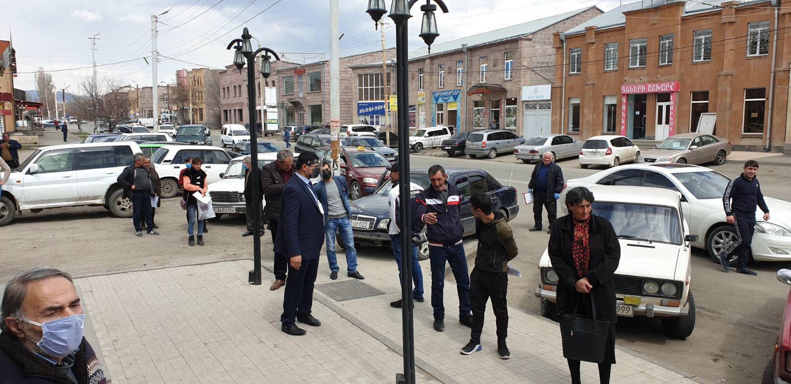ԱԿԲԱ-ԿՐԵԴԻՏ ԱԳՐԻԿՈԼ ԲԱՆԿ. վարկավորման գործընթաց՝ խստորեն պահպանելով սոցիալական հեռավորությունն ու պարետատան սահմանած կարգը