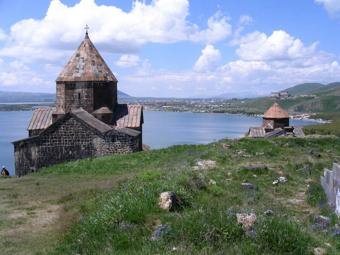 ՀՀ ԿԱՌԱՎԱՐՈՒԹՅՈՒՆ – ՍԵՎԱՆԻՑ ԲԱՑ ԿԹՈՂՆՎԻ 142 ՄԼՆ ԽՈՐԱՆԱՐԴ ՄԵՏՐ ՋՈՒՐ