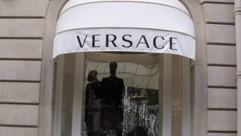 VERSACE ՆՈՐԱՁԵՎՈՒԹՅԱՆ ՏՈՒՆԸ ԿԿՐՃԱՏԻ ՇՈՒՐՋ 350 ԱՇԽԱՏԱՏԵՂ