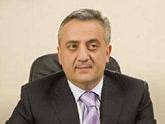 ԱՐԹՈՒՐ ՋԱՎԱԴՅԱՆ – ԿԲ-Ն ՊԱՏՐԱՍՏ Է ՄԻԱՁՈՒԼՎՈՂ ԲԱՆԿԵՐԻՆ ՏՐԱՄԱԴՐԵԼ ՎԱՐԿԱՅԻՆ ԳԻԾ