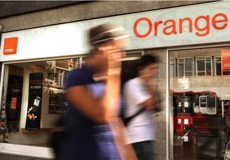 ORANGE-Ը ՆԵՐԿԱՅԱՆՈՒՄ Է ՆՈՐ ԱՌԱՋԱՐԿՈՎ. IPHONE 3G ԱՅԺՄ ԱՎԵԼԻ ՄԱՏՉԵԼԻ