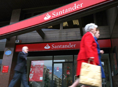 ԻՍՊԱՆԱԿԱՆ SANTANDER ԲԱՆԿԸ ԴՈՒՐՍ Է ԳԱԼԻՍ ՌՈՒՍԱԿԱՆ ՇՈՒԿԱՅԻՑ