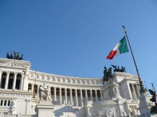Իտալիան հունիսի 1-ից հանում է զբոսաշրջիկների մուտքի բոլոր սահմանափակումները