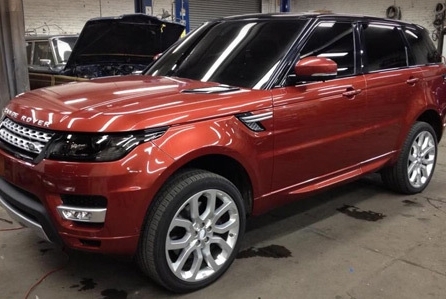 ՀԱՄԱՑԱՆՑՈՒՄ ԵՆ ՀԱՅՏՆՎԵԼ RANGE ROVER SPORT-Ի ՆԿԱՐՆԵՐԸ