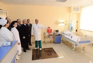 Աբովյանում բացվել է հիմնանորոգված և արդիական սարքավորումներով հագեցած նոր բժշկական կենտրոն