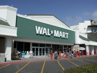 Wal-mart-ը գրանցել է տարեկան եկամուտների աճ