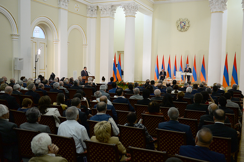 Տեղի է ունեցել ՀՀ Նախագահի 2013 թվականի մրցանակների հանձնման արարողությունը