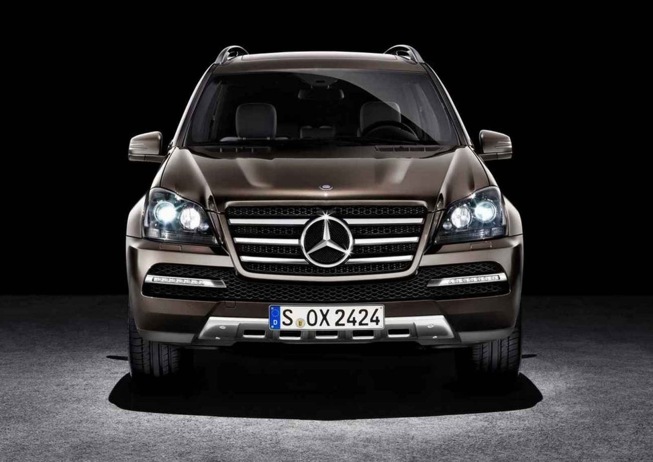 Mercedes Benz-ը կարտադրի աշխարհի ամենաշքեղ ամենագնացը՝ MayBach GL