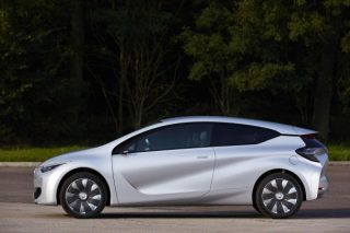 Renault-ի նոր մոդելին 100 կմ անցնելու համար հարկավոր է 1 լիտր բենզին