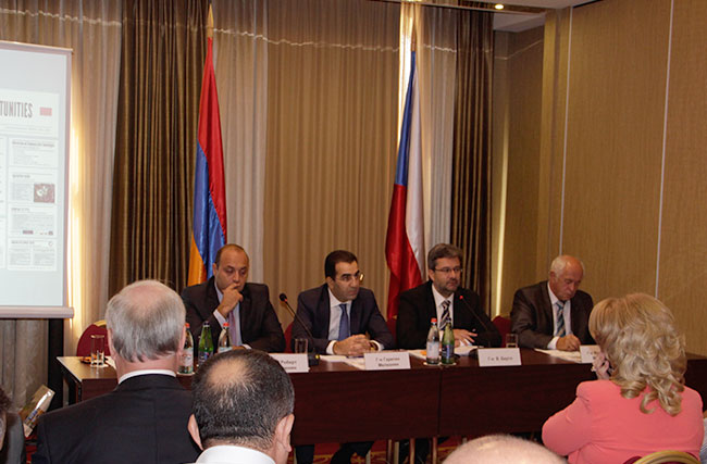 Երևանում անցկացվեց հայ-չեխական գործարար համաժողով