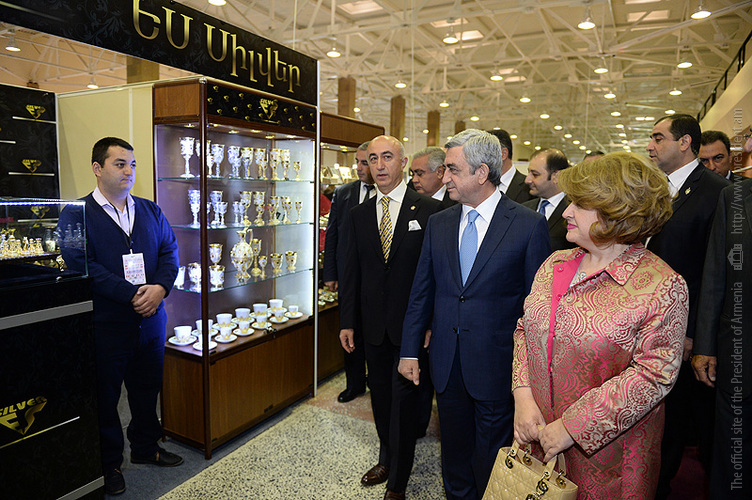 Սերժ Սարգսյանը ներկա է գտնվել «ԵՐԵՎԱՆ ՇՈՈւ-2014» ոսկերչական միջազգային ցուցահանդեսի բացմանը