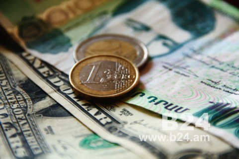 Հայաստանում դոլարի ամենաբարձր փոխարժեքը գրանցվել է 2003թ.-ին՝ 578.77