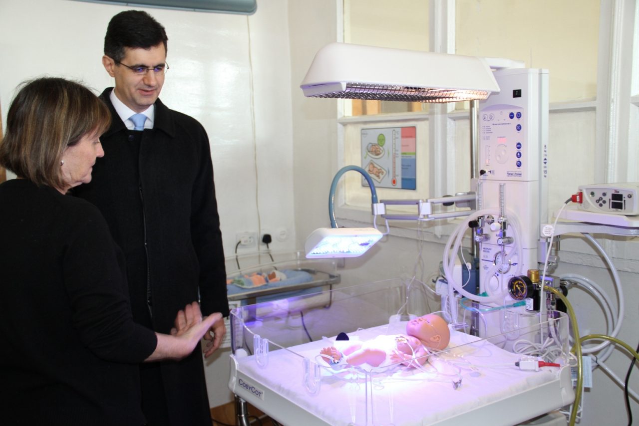 ՎիվաՍել-ՄՏՍ-ը սարքավորումներ է տրամադրել Էջմիածնի ծննդատանը