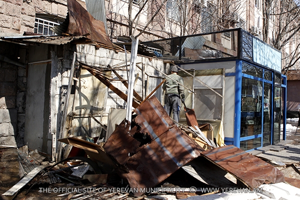 Երևանում շարունակվում են ապօրինի շինությունների հայտնաբերման և արձանագրման աշխատանքները