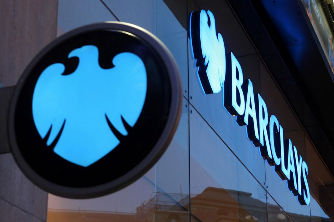 Barclays բանկը զգալիորեն նվազեցրել է ռուբլու կանխատեսվող փոխարժեքի չափը