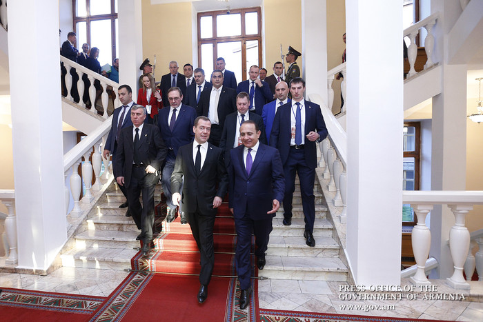 ՀՀ և ՌԴ վարչապետները հանդես են եկել բանակցությունների արդյունքներն ամփոփող հայտարարություններով