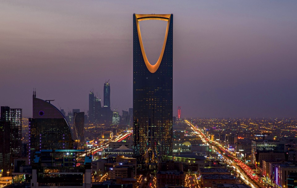 Սաուդյան Արաբիան փորձքում է ազատվել նավթային կախվածությունից
