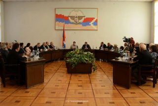 ԼՂՀ վարչապետն ընդունել է «Հայաստան» հիմնադրամի տնօրենին