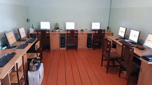ՎիվաՍել-ՄՏՍ. համակարգչային սենյակ՝ սահմանամերձ Վահանի դպրոցին