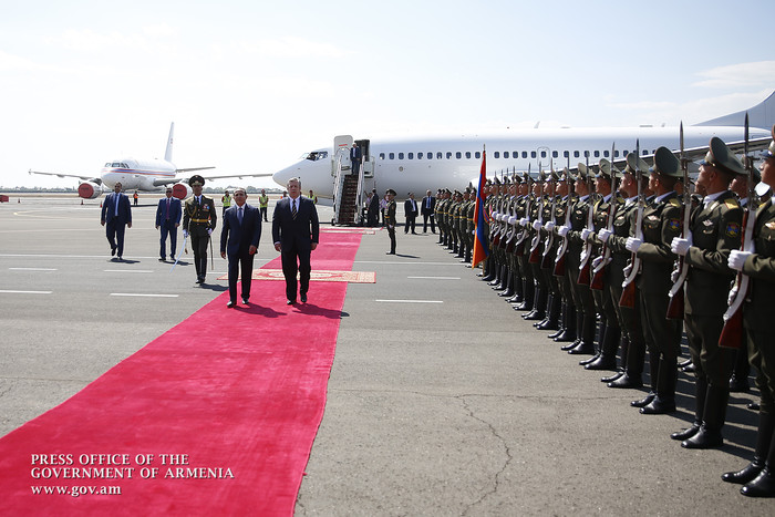 Հայաստան է ժամանել Վրաստանի վարչապետ Գիորգի Կվիրիկաշվիլին