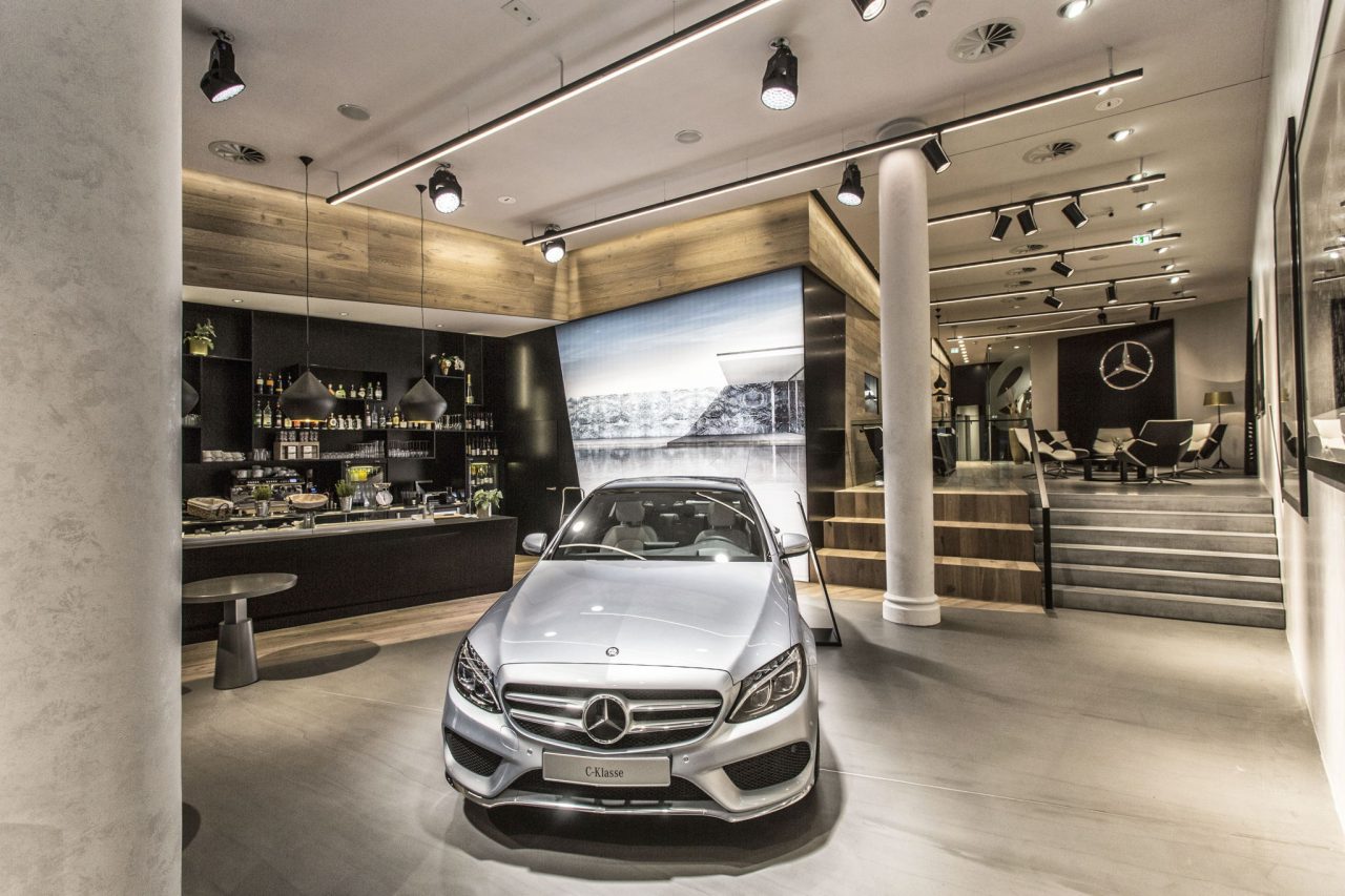 Mercedes-Benz-ն իր պատմության մեջ առաջին անգամ մեկ ամսում վաճառել է 200,000-ից ավել մեքենա