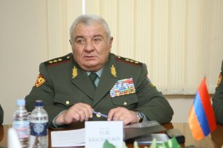 Նախագահի հրամանագրով Յուրի Խաչատուրովը նշանակվել է Ազգային անվտանգության խորհրդի քարտուղար