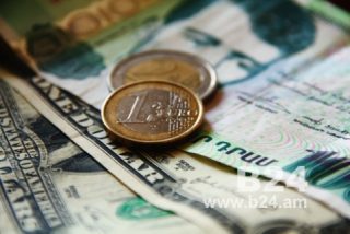 Դեկտեմբերին դրամն արժեզրկվել է