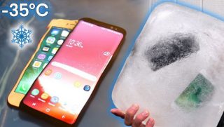 Նետել ջուրը և սառեցնել՝ iPhone 7-ի և Samsung Galaxy S8-ի հերթական փորձությունները. տեսանյութ