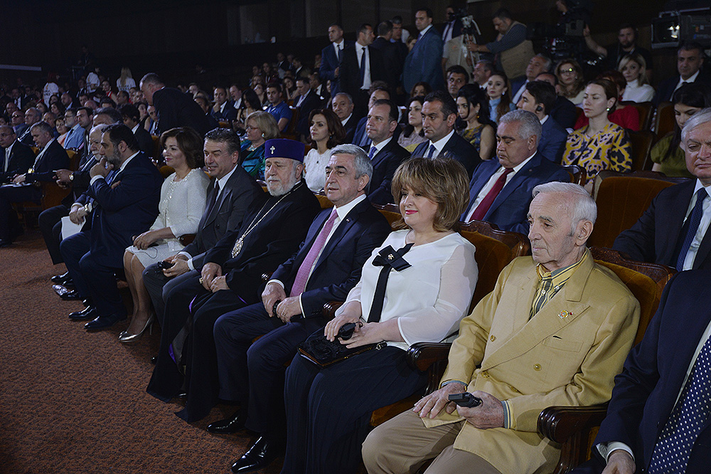 Նախագահ Սերժ Սարգսյանը ներկա է գտնվել «Ավրորա» մրցանակի շնորհման արարողությանը