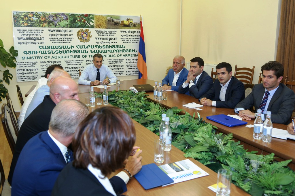 Իտալական և հոլանդական ընկերությունները կօժանդակեն Հայաստանի գյուղատնտեսությունում նորագույն տեխնոլոգիաների ներդրմանը