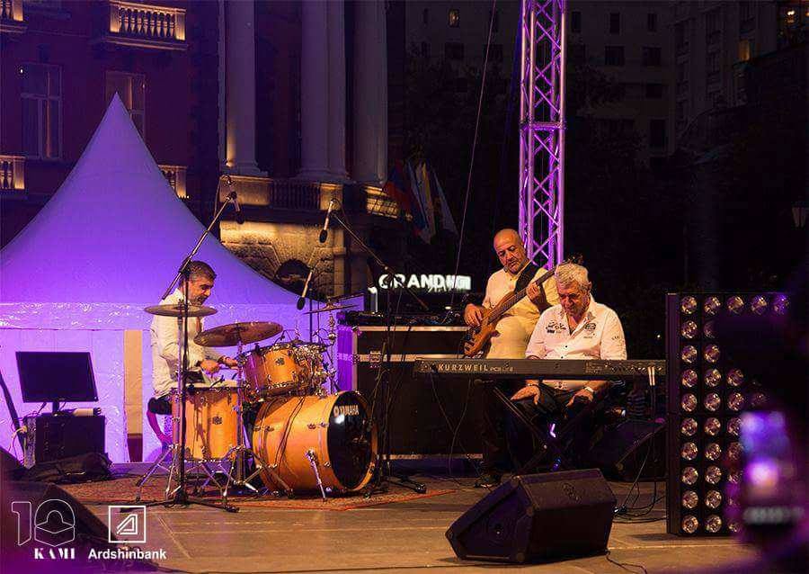 Արդշինբանկ. Լու Բեգան Yerevan Music Night-ի շրջանակում ելույթ ունեցավ հայ հանդիսատեսի համար