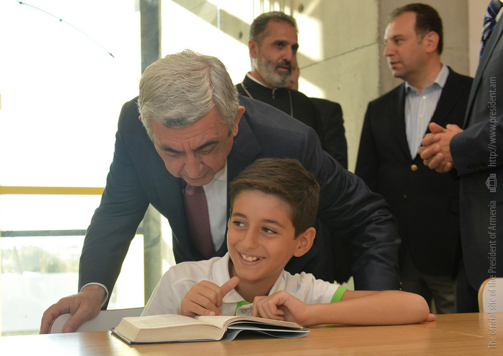 Նախագահ Սերժ Սարգսյանը ներկա է գտնվել «Այբ» դպրոցի նոր մասնաշենքի բացման արարողությանը