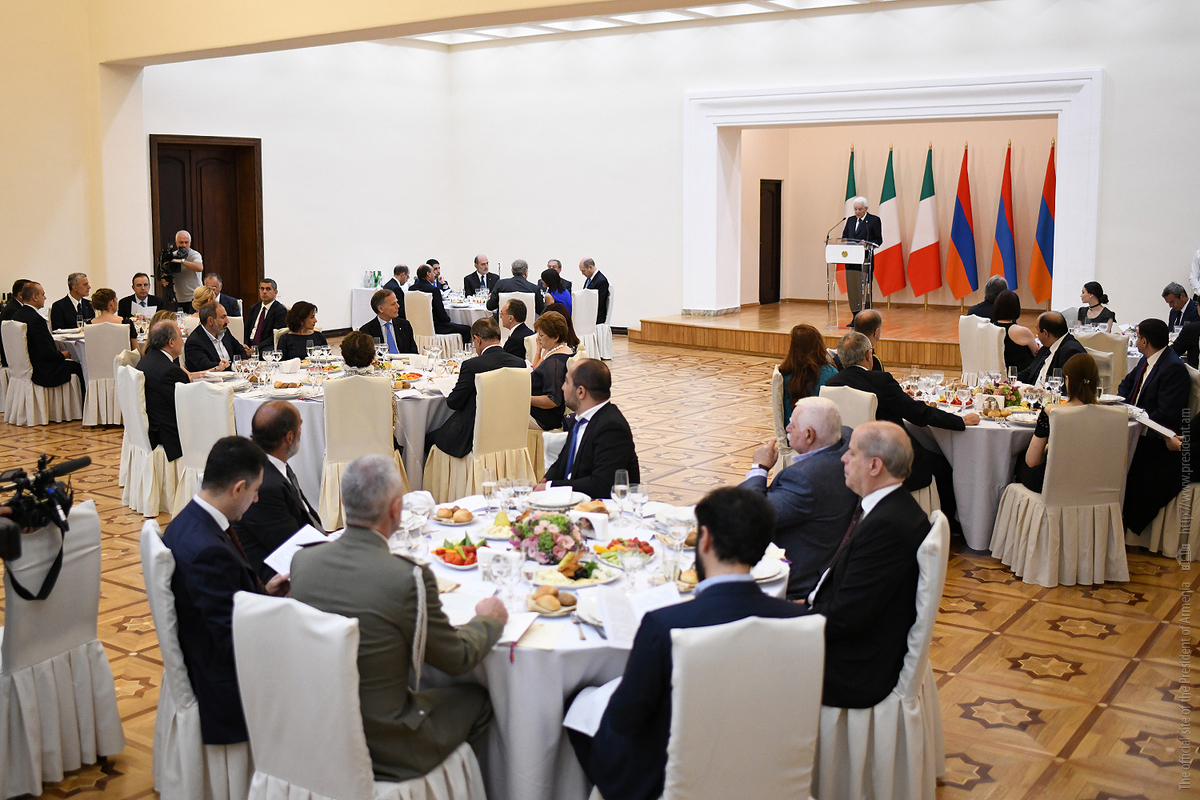 Նախագահ Արմեն Սարգսյանի անունից տրվել է պետական ճաշ՝ ի պատիվ Իտալիայի նախագահ Սերջիո Մատարելայի
