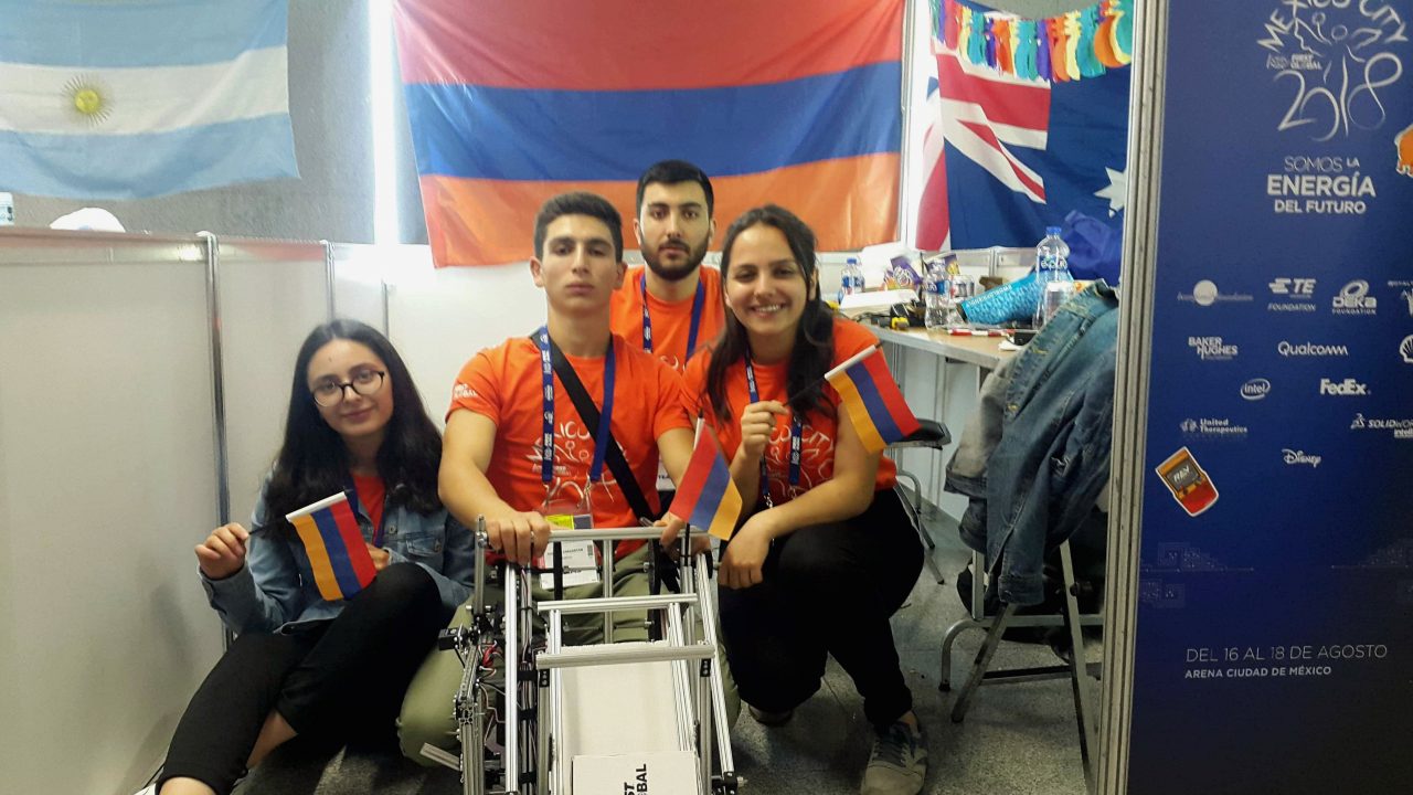 Ucom-ի աջակցությամբ Արմաթցիների մարզային թիմը մասնակցեց First Global ռոբոտների միջազգային մրցույթին