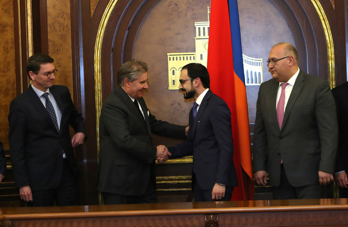 Ստորագրվել է ուղիղ համաձայնագիր Երևանում 250 մլն ԱՄՆ դոլար ներդրմամբ նոր ջերմաէլեկտրակայան կառուցելու մասին
