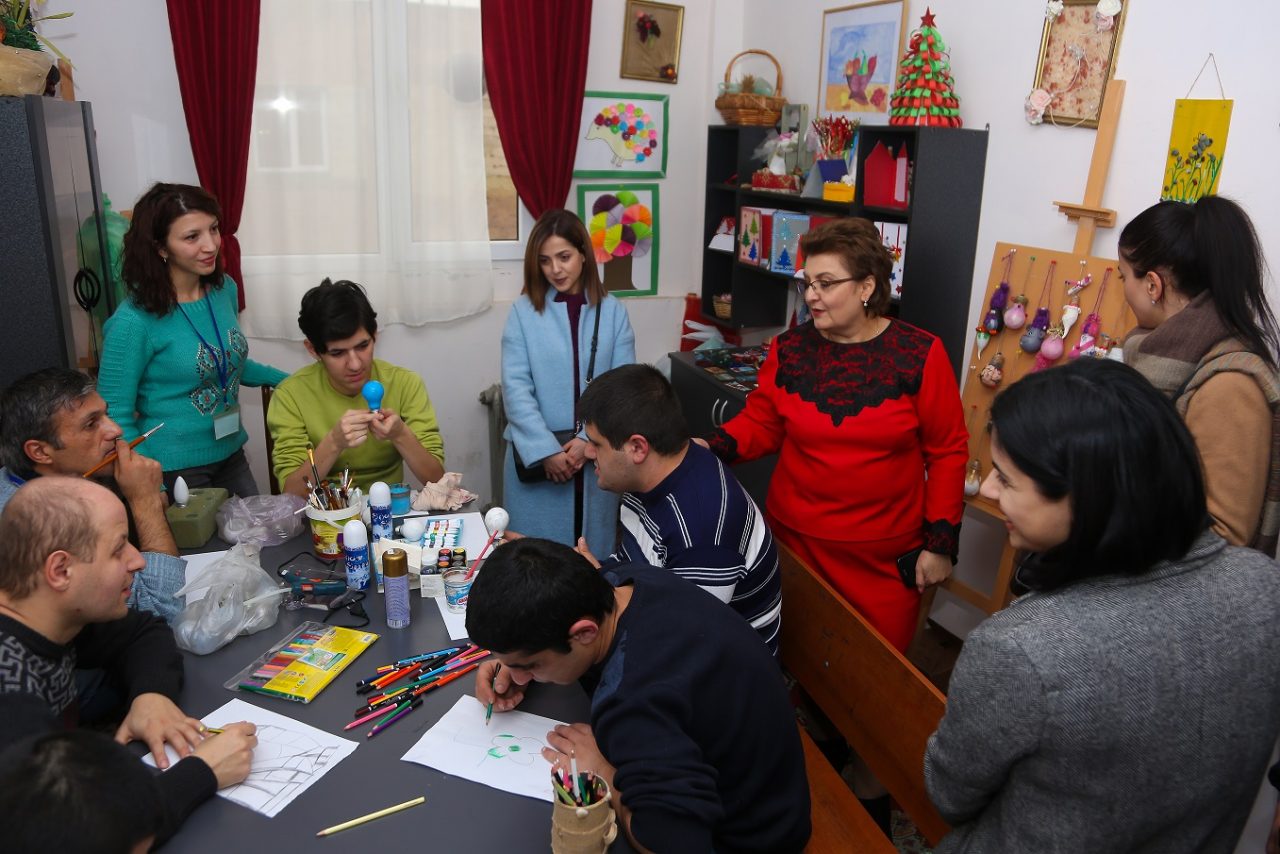 Ռոստելեկոմի աշխատակիցները ներկա գտնվեցին հաշմանդամ երեխաների մասնակցությամբ ներկայացմանը հատուկ խնամքի կենտրոնում